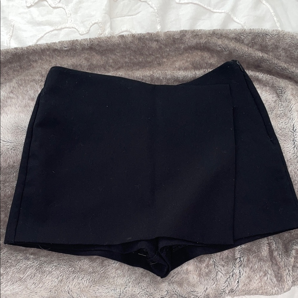 Elegant Black Women's Skorts